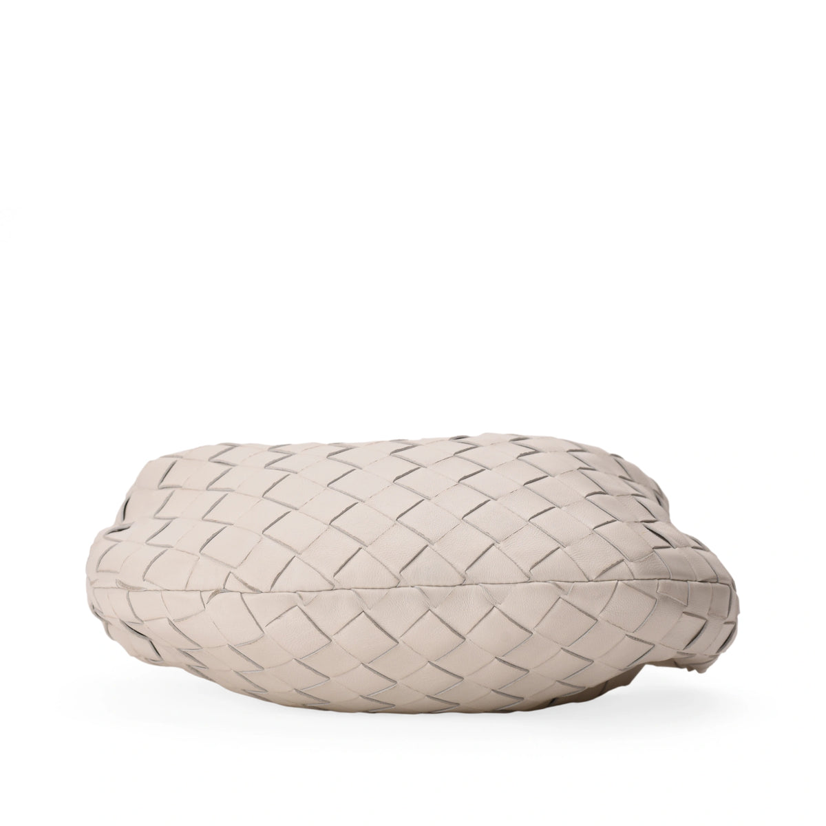 Bottega Veneta white Intrecciato woven leather pouch. curated Pre-loved Luxury by Myluxe in Helsinki.