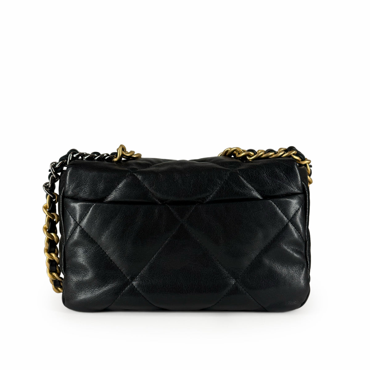Black quilted leather shoulder bag with gold-tone chain strap, curated Pre-loved Luxury by Myluxe in Helsinki.