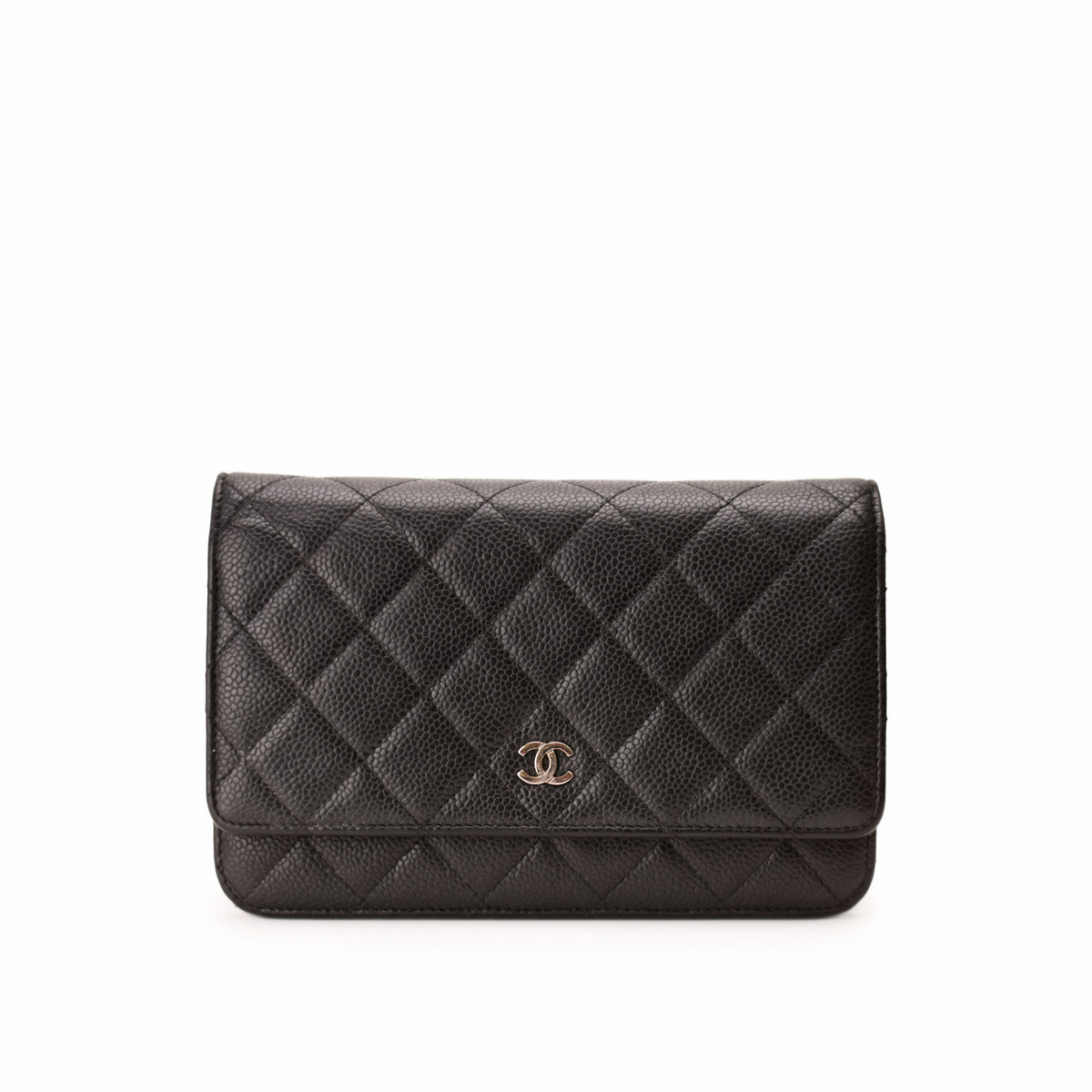 Chanel black caviar leather quilted wallet with gold CC logo. curated Pre-loved Luxury by Myluxe in Helsinki.