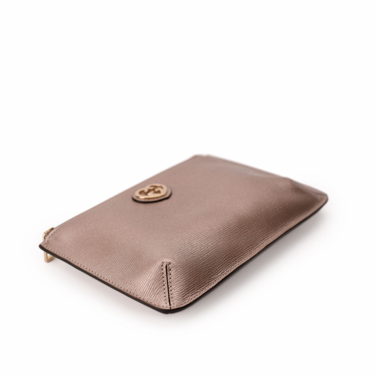 Gucci taupe leather clutch bag with gold GG logo. curated Pre-loved Luxury by Myluxe in Helsinki.