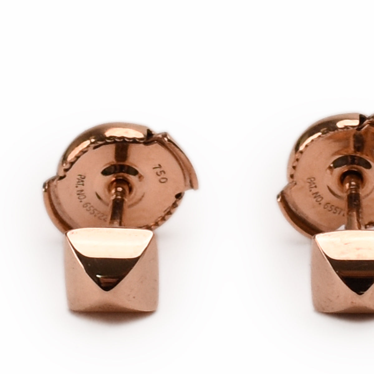Rose gold 18k 750 hallmark stud earrings, curated Pre-loved Luxury by Myluxe in Helsinki.