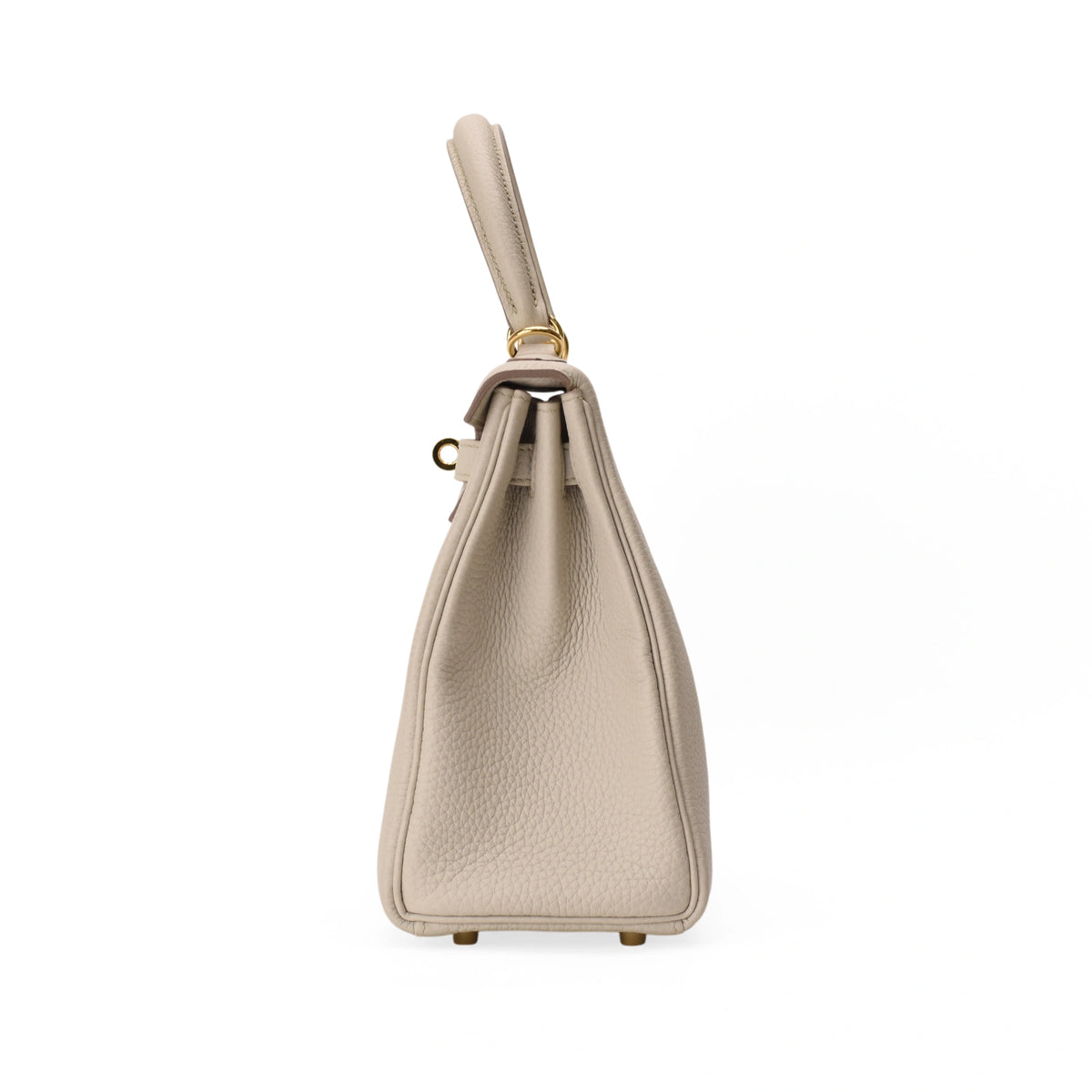 Hermès Kelly 25 Beton Retourne Togo leather handbag with gold hardware. curated Pre-loved Luxury by Myluxe in Helsinki.