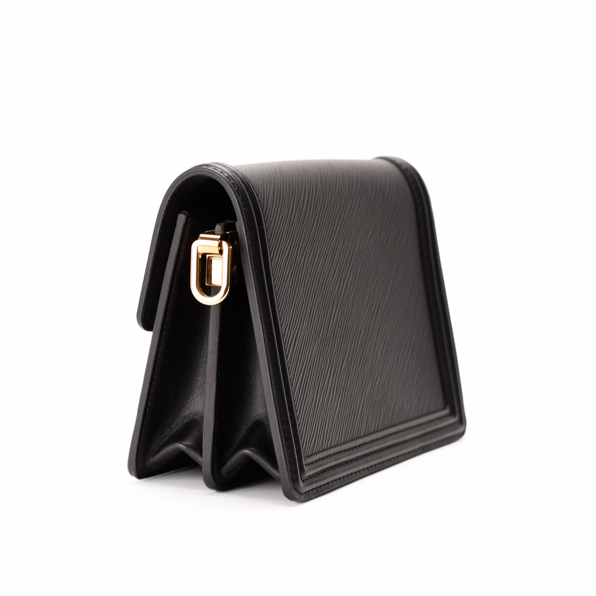 Black grained leather flap handbag with gold-tone hardware, curated Pre-loved Luxury by Myluxe in Helsinki.