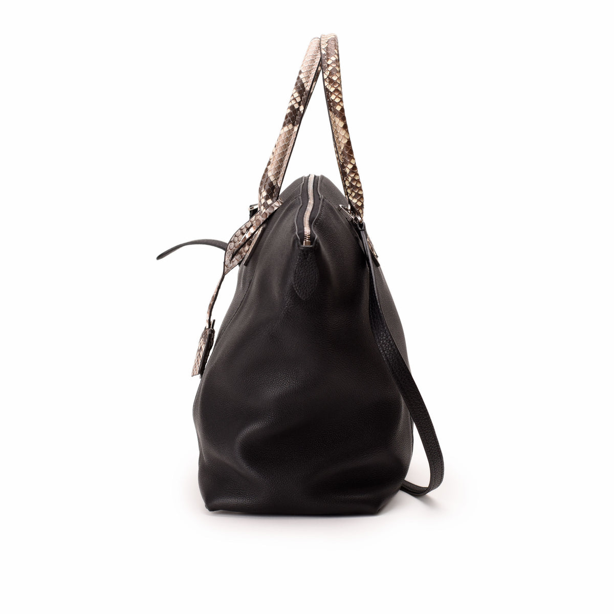 Black pebbled leather handbag with snakeskin pattern handles. curated Pre-loved Luxury by Myluxe in Helsinki.