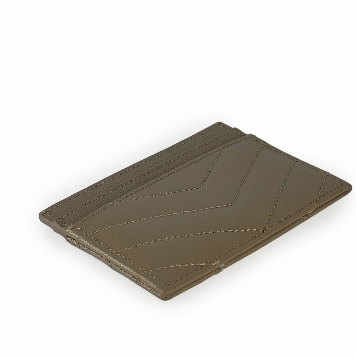 Olive green grained leather card holder with chevron stitching, curated Pre-loved Luxury by Myluxe in Helsinki.