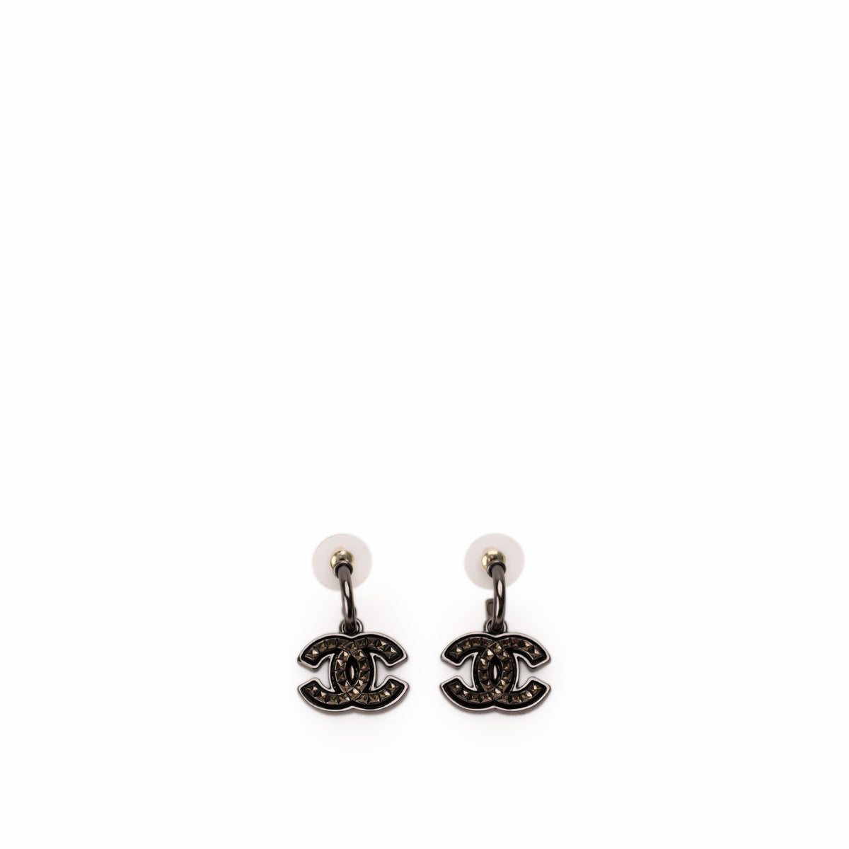 Chanel black CC logo crystal earrings in gold-tone metal. curated Pre-loved Luxury by Myluxe in Helsinki.