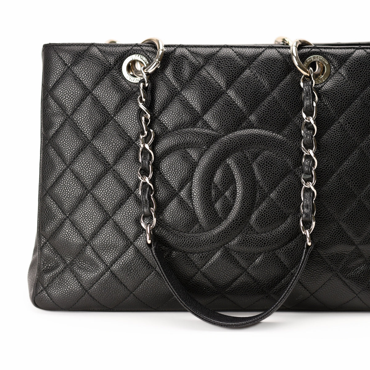 Chanel black quilted caviar leather handbag with silver chain strap. curated Pre-loved Luxury by Myluxe in Helsinki.