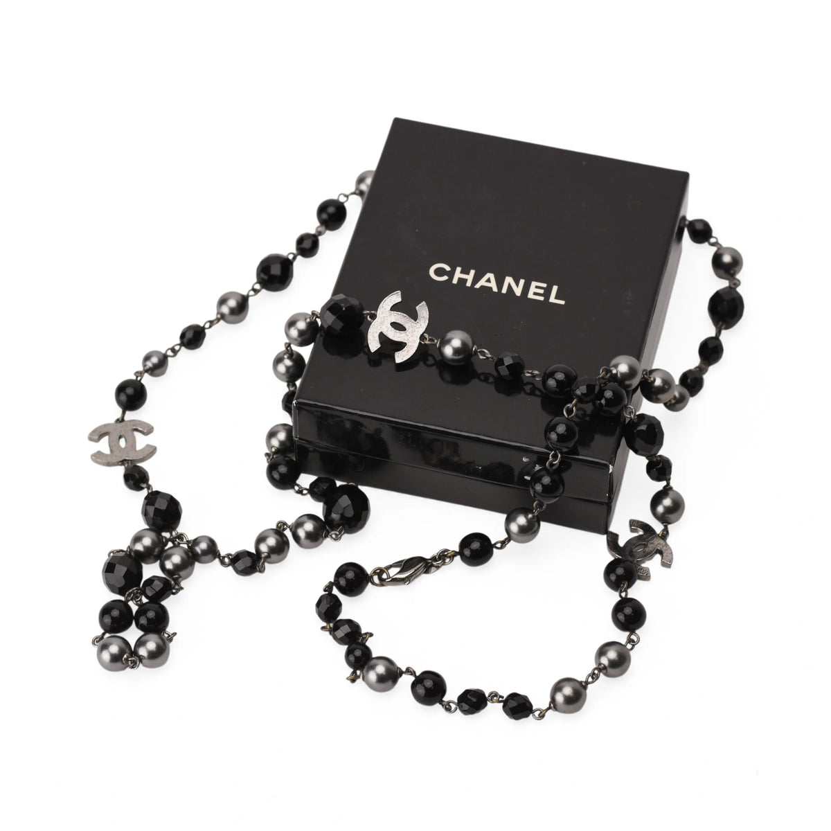 Chanel CC Pearl Necklace Vintage Long Black