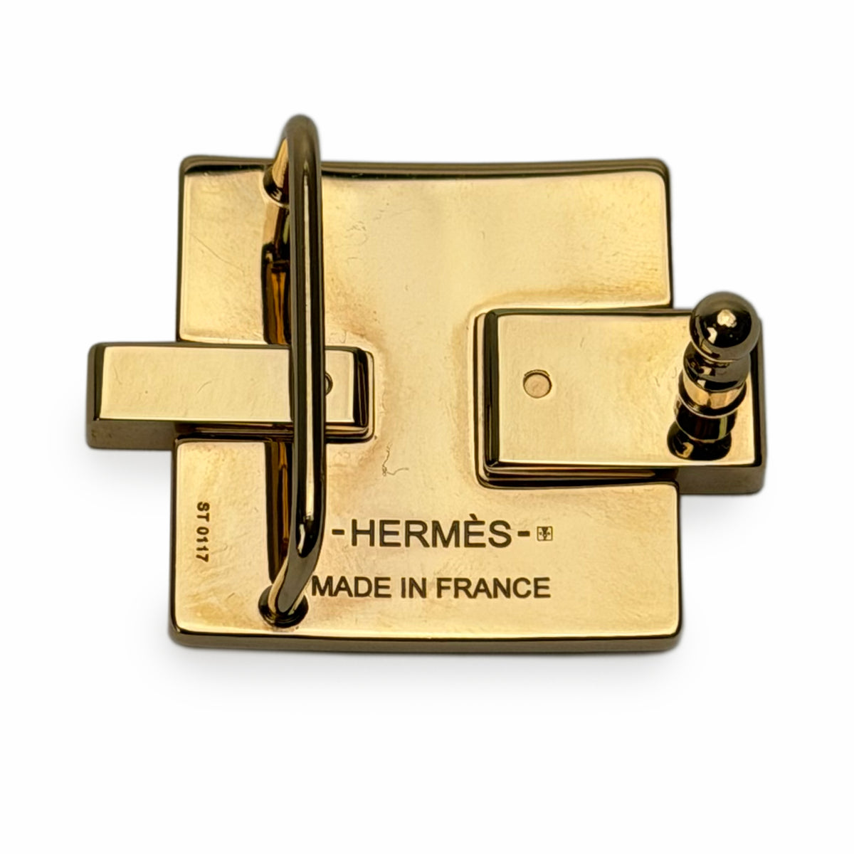 Gold-tone Hermès metal belt buckle, Made in France, curated Pre-loved Luxury by Myluxe in Helsinki.