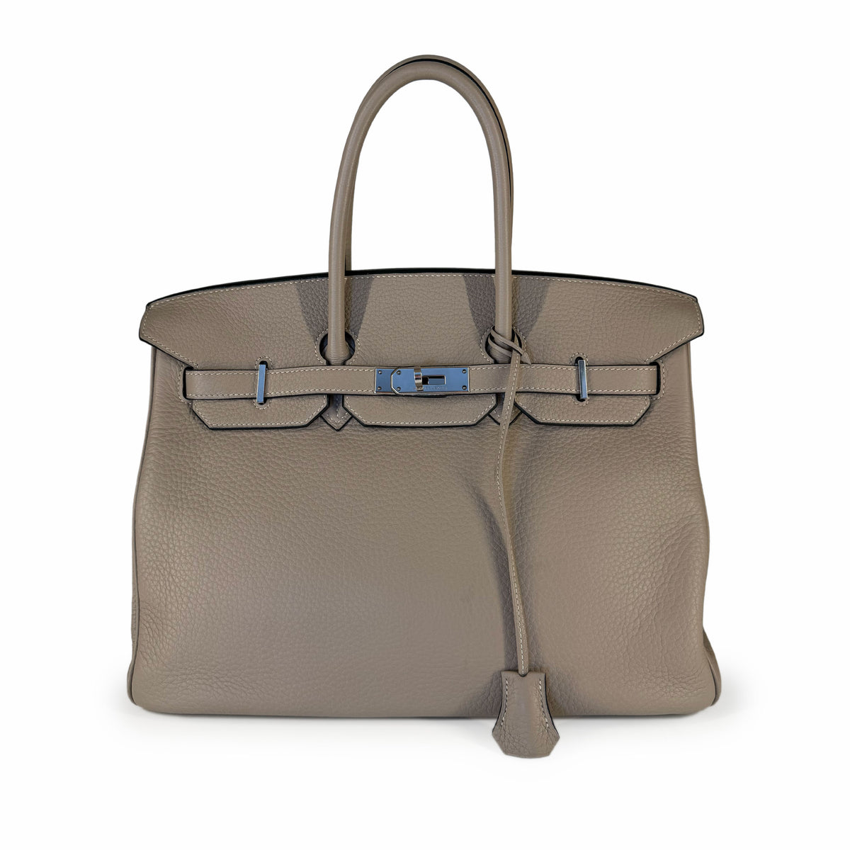 Taupe grained leather handbag with silver hardware, curated Pre-loved Luxury by Myluxe in Helsinki.