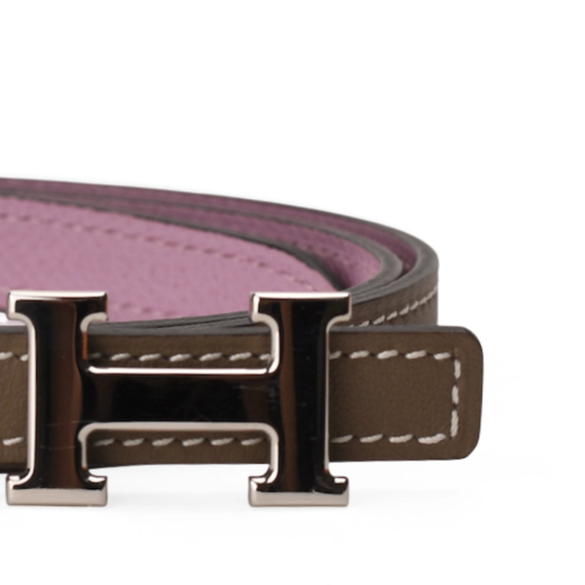 Hermès H Belt 13 reversible Etoupe and Mauve Swift leather with PHW buckle. curated Pre-loved Luxury by Myluxe in Helsinki.