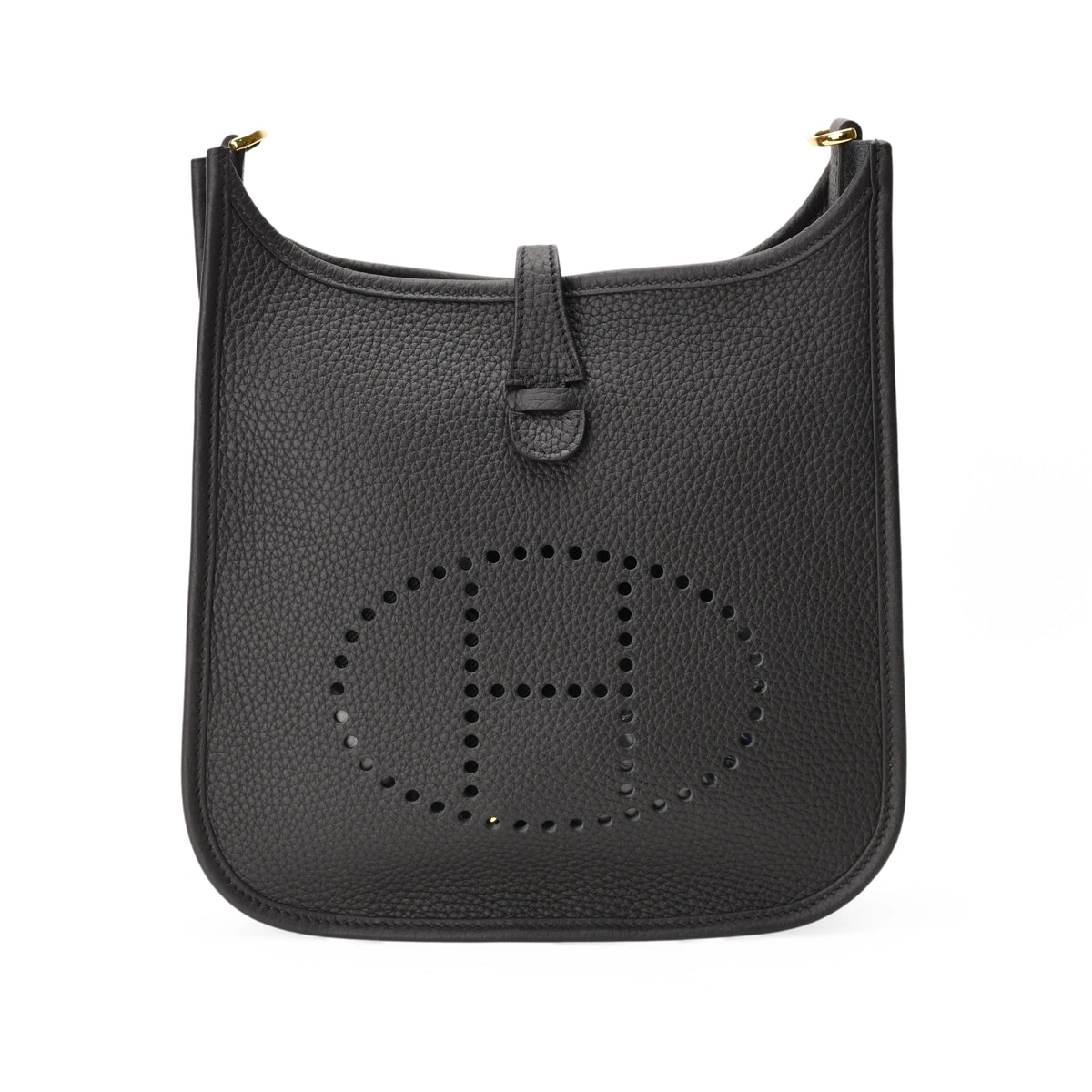 Hermès Evelyne 23 Poche bag in black Clemence leather with GHW. curated Pre-loved Luxury by Myluxe in Helsinki.