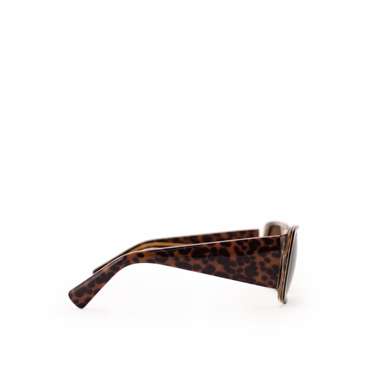 Tortoiseshell patterned acetate sunglasses in brown, curated Pre-loved Luxury by Myluxe in Helsinki.