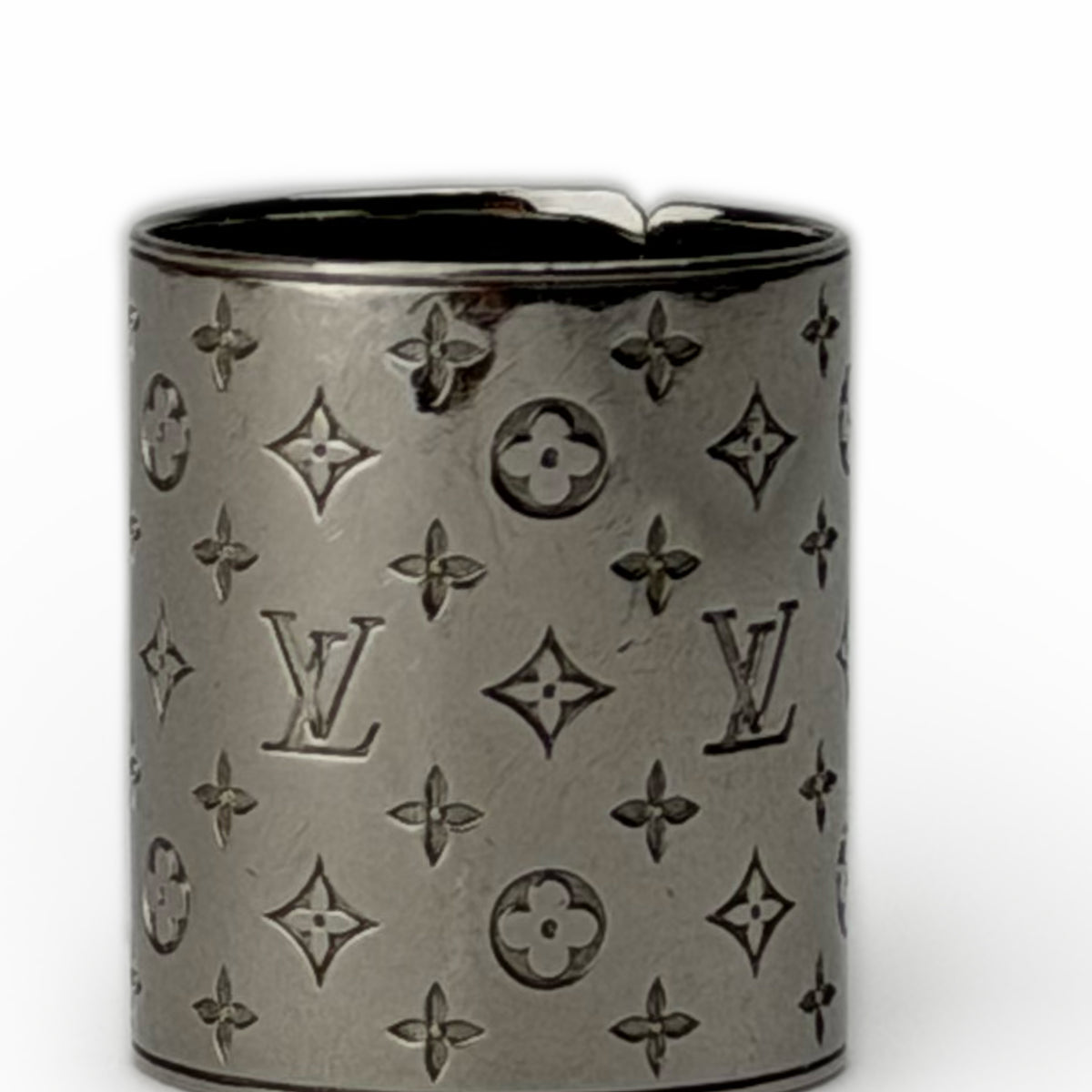 Grey Louis Vuitton monogram engraved metallic ring, curated Pre-loved Luxury by Myluxe in Helsinki.
