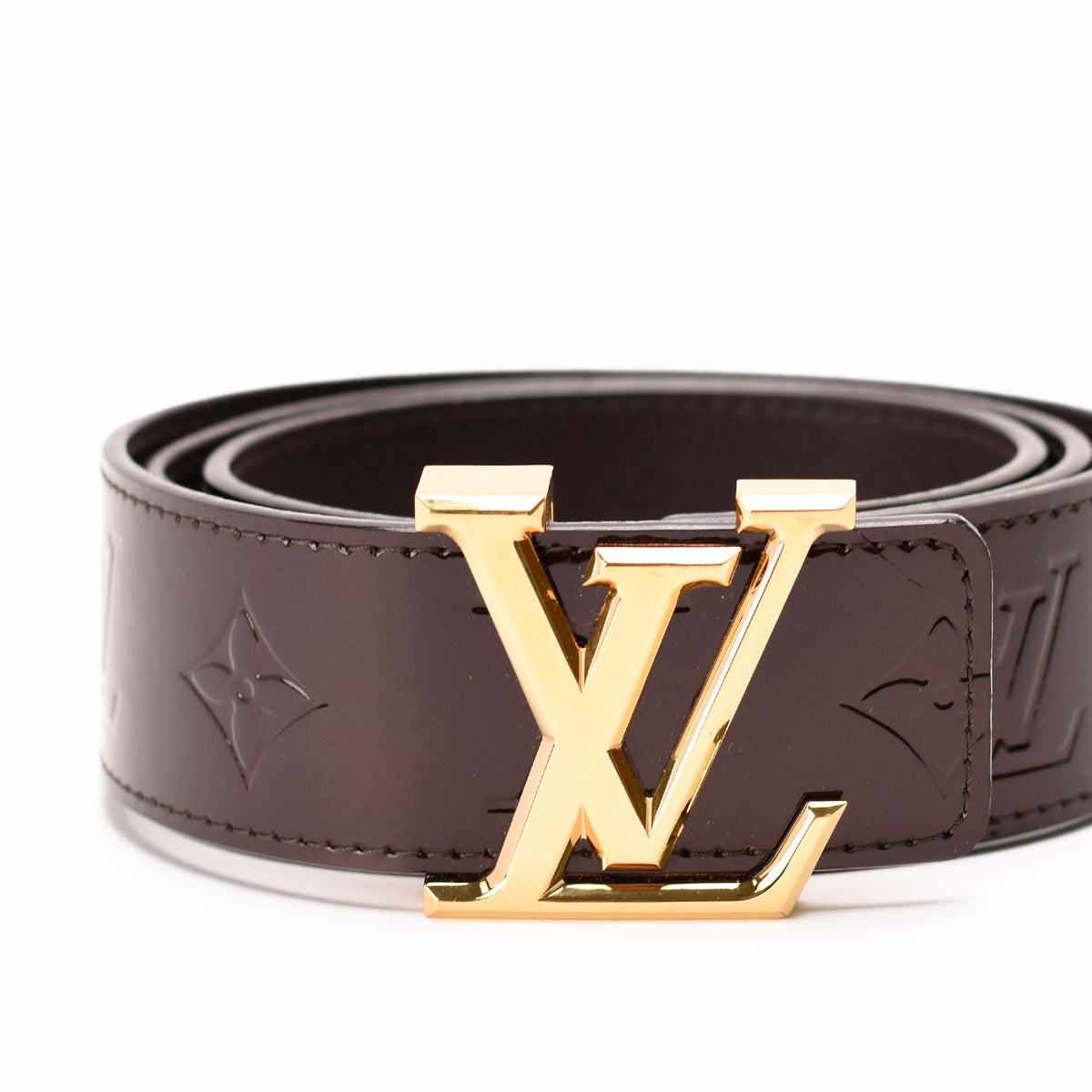 Louis Vuitton dark brown leather belt with gold-tone LV buckle, curated Pre-loved Luxury by Myluxe in Helsinki.
