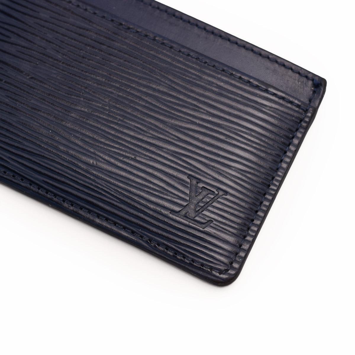 Navy blue textured leather Louis Vuitton card holder, curated Pre-loved Luxury by Myluxe in Helsinki.