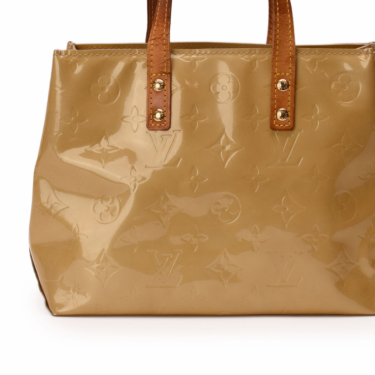 Louis Vuitton monogram vernis beige patent leather tote bag. curated Pre-loved Luxury by Myluxe in Helsinki.