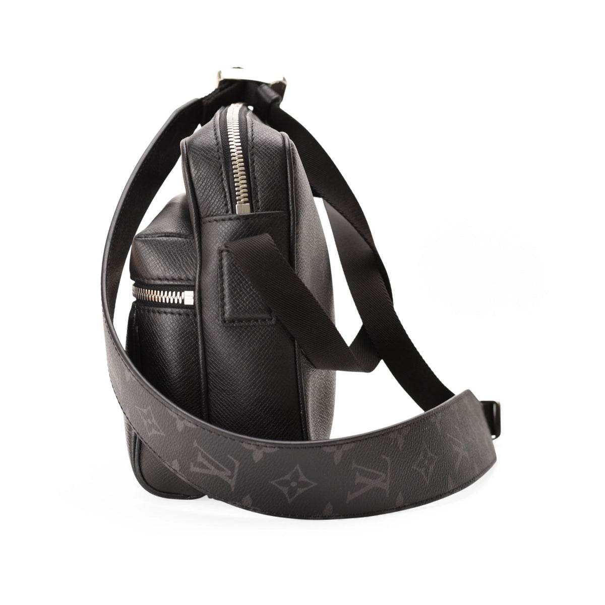 Louis Vuitton Taiga Monogram Eclipse Outdoor Messenger