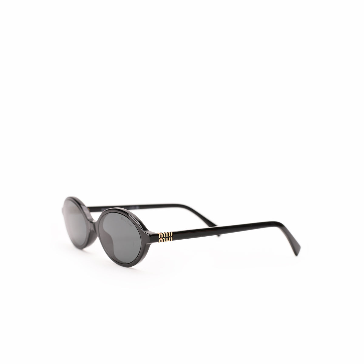 Black round Celine sunglasses with gold hardware. Curated Pre-loved Luxury by Myluxe in Helsinki.